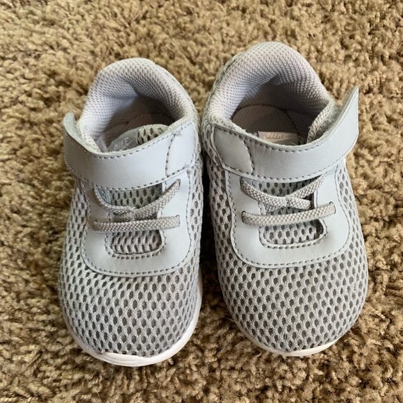 boys gray nikes